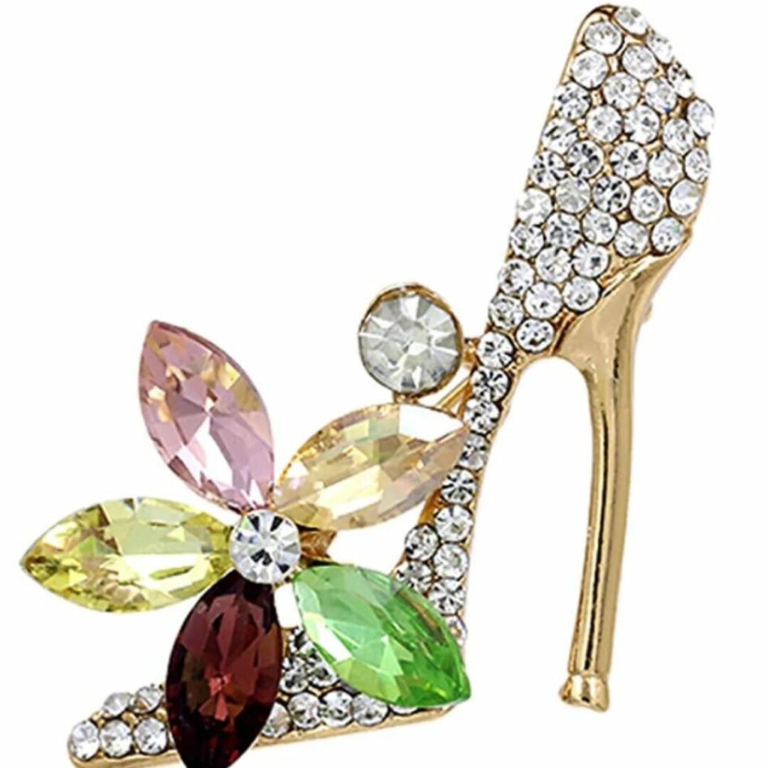 Heel Brooch