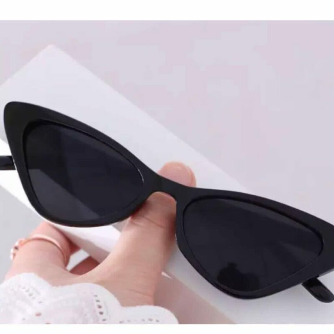 Black Vintage Cat Eye Sunglasses